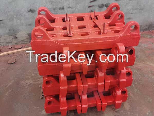 Manufacturer Supply Forged Scraper Conveyor Parts for Mining Machinery