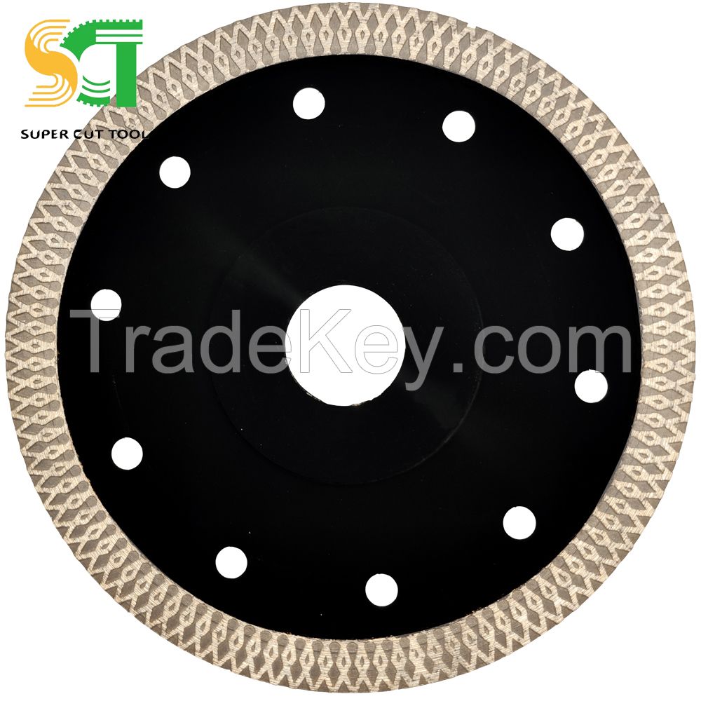 Diamond turbo saw blades for natural stone and artificial stone processing
