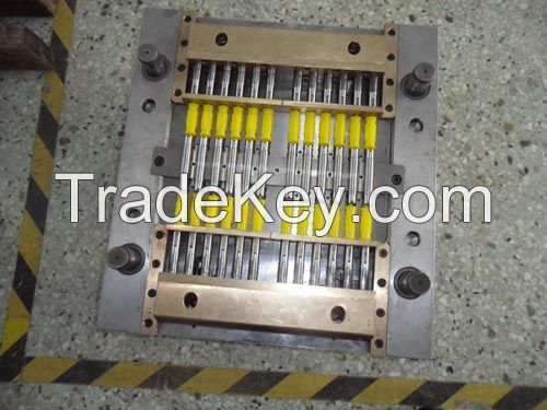Cylindrical Dripper Mold with Cold Runner with 24 Cavities