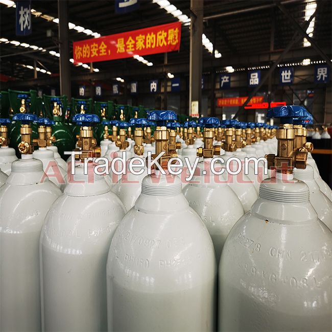 40L-50L 200bar 5.8mm ISO9809-1 High Pressure Vessel Seamless Steel Oxygen Gas Cylinder with Cga540 Valve and Cap