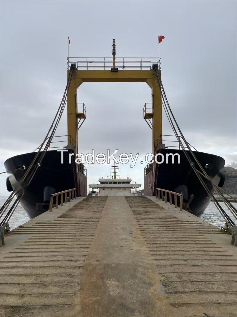 2015 8300DWT  Deck Barge