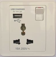 switched 13A socket with USB chargeale port
