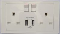 switched 13A socket with USB chargeable port