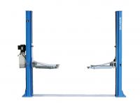 TWO POST FLOOR PLATE CAR LIFT IN HOME GARAGE QDSH-F450