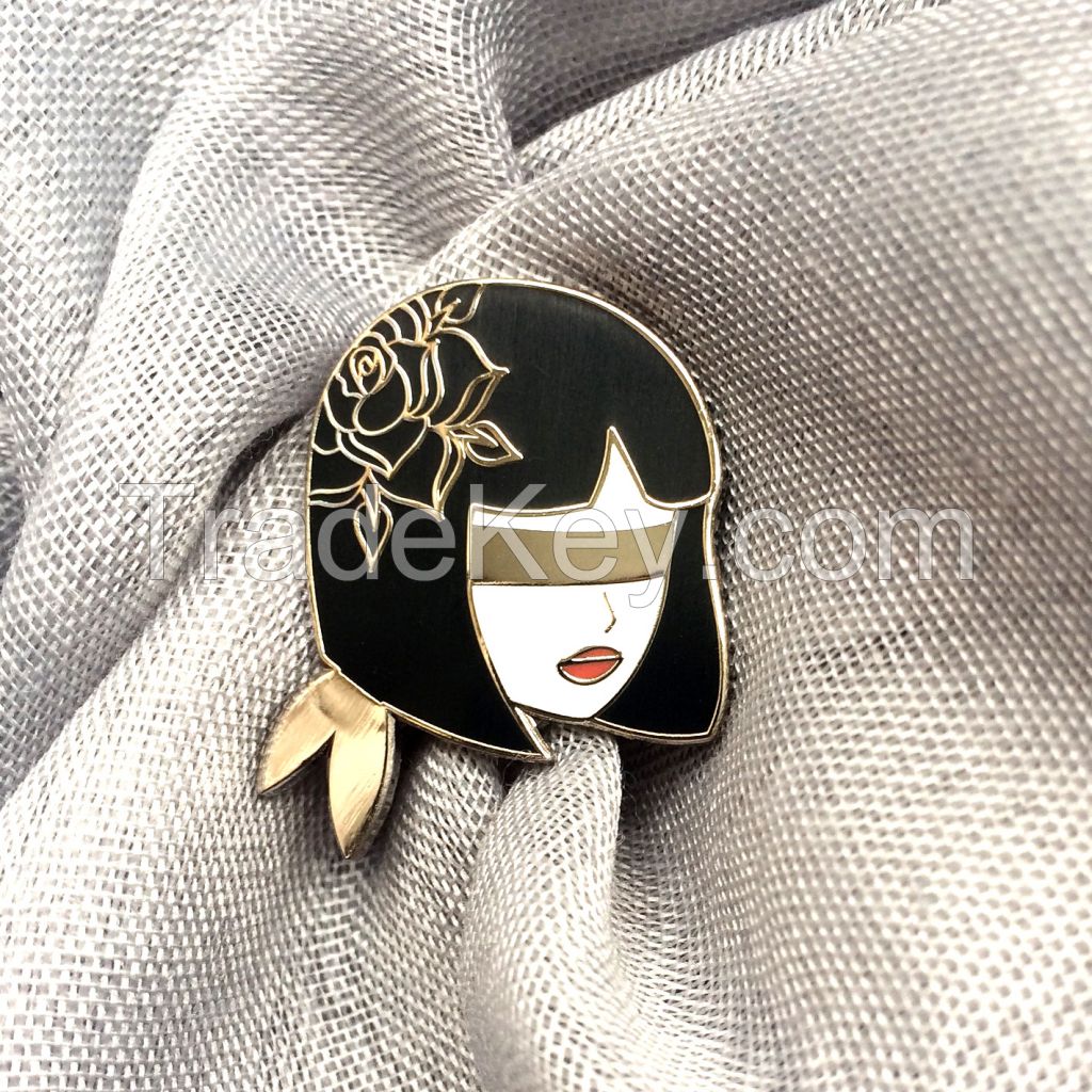 High Quality Customized Cheap Metal Imitation Enamel Cartoon Whale Pin Badge with Gold Plating