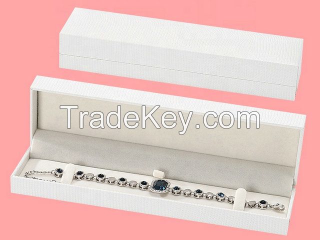 Eco-friendly Customized White Leatherette Paper Jewelry Box for Ring Earring Beads Bracelet Chain With Logo