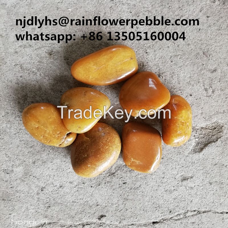 China Yellow Pebble Stone Tile Colored River Stone For Landscaping