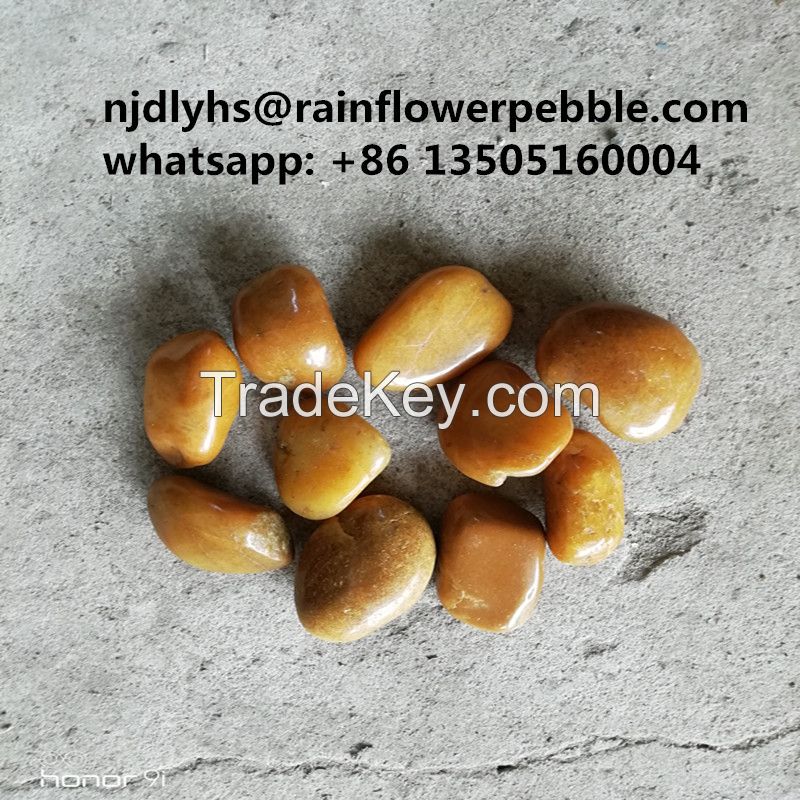 China Yellow Pebble Stone Tile Colored River Stone For Landscaping