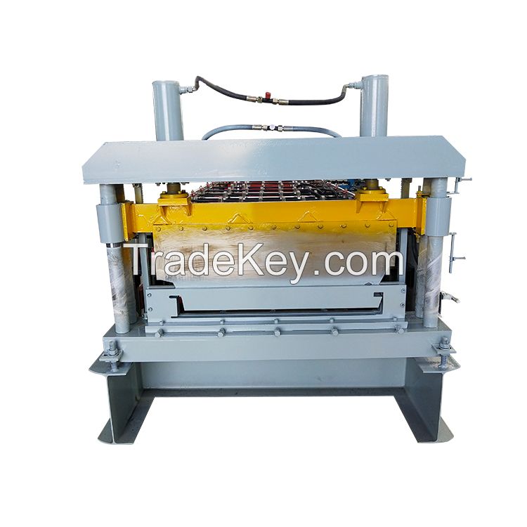 High Quality Roof Gutter Iron Sheet Roll Forming Panel Making Machine 