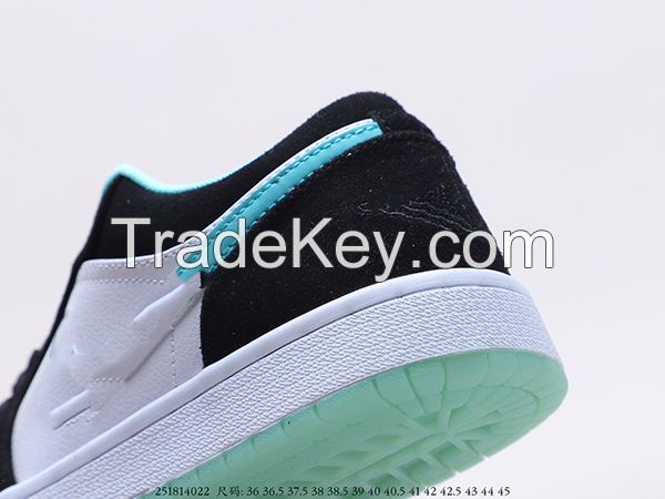 Top quality sports shoes air sneake light green