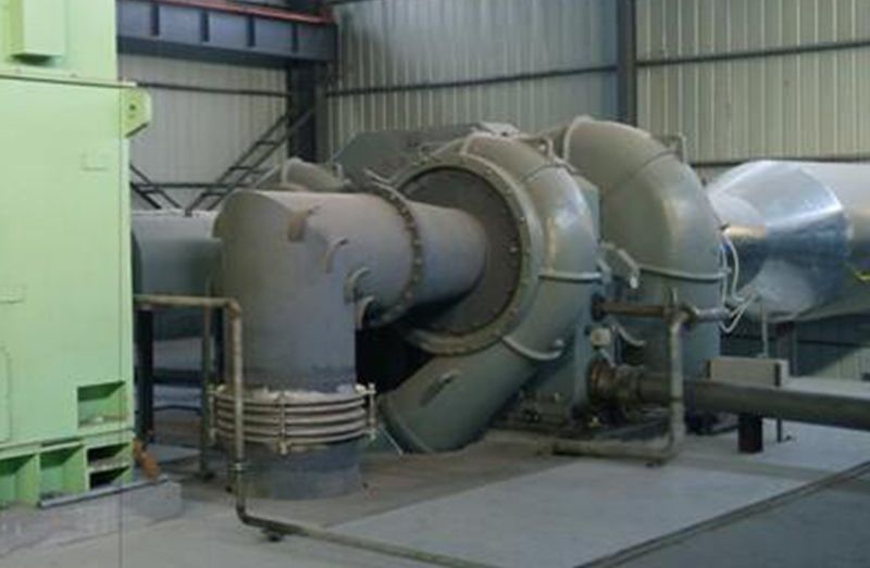 Low power consumption industrial liquid nitrogen/oxygen air separation unit