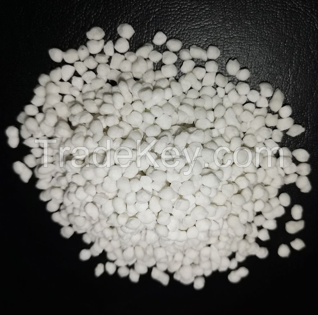 Ammonium sulfate high-efficiency nitrogen fertilizer alkaline is widely used in agricultural industry