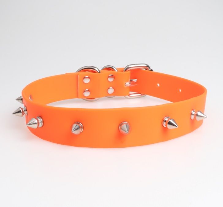 Wholesale Comfortable Pet Supplier Medium Large Dog Necklace Adjustable Rubber Rivet Spike Dog Collar Pet Products