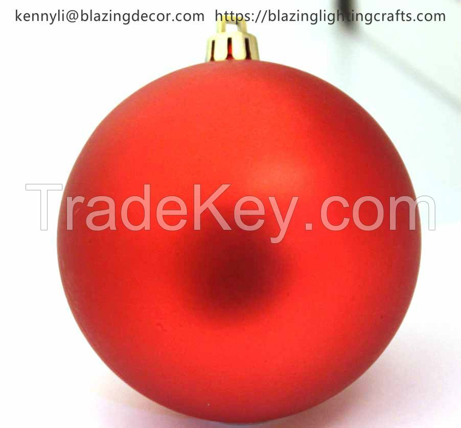 Good Quality and Inexpensive Plastic Christmas Hanging Ball