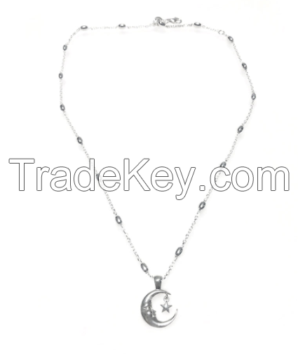 korea fashion accessory: ring, necklace, bracelet..
