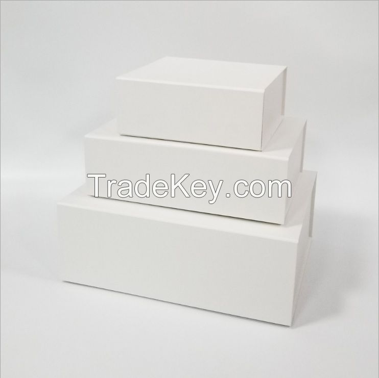 magnetic gift box white