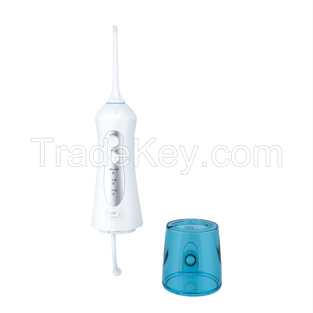 Portable oral irrigator - FC159