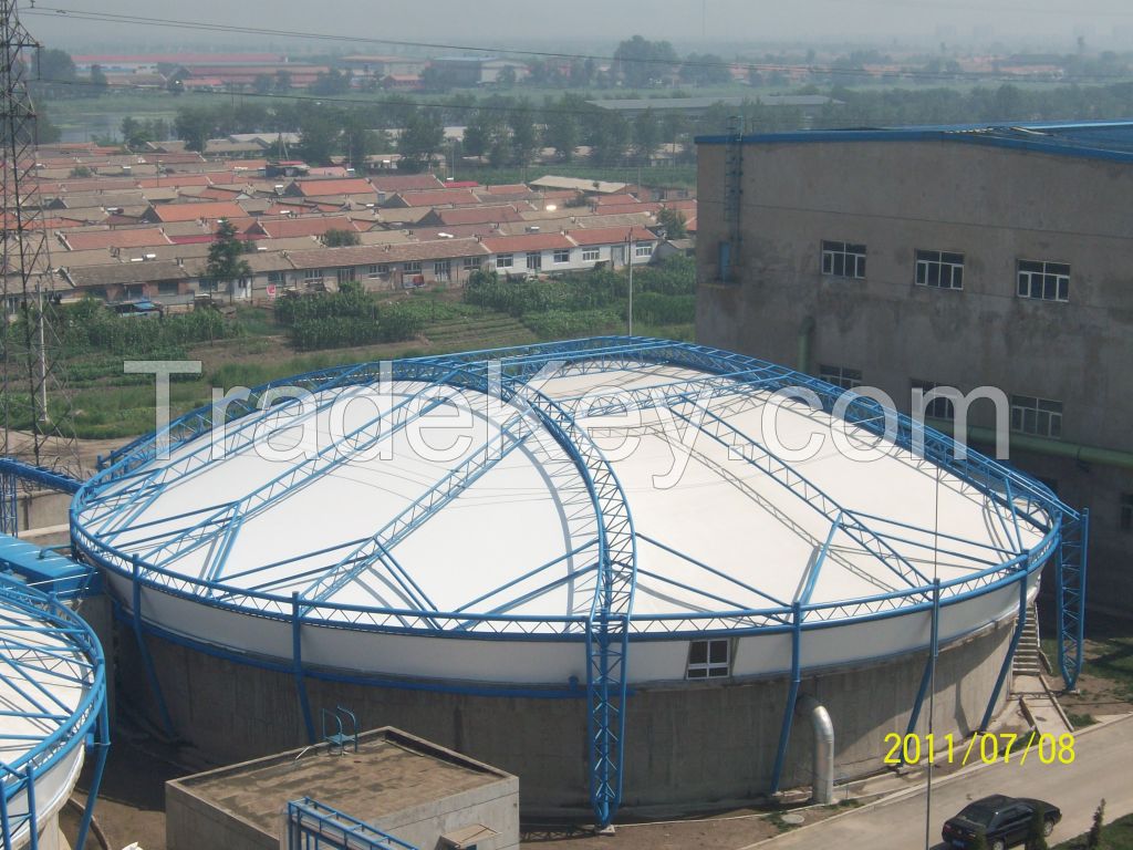 Capping of reverse hanging membrane sewage tank