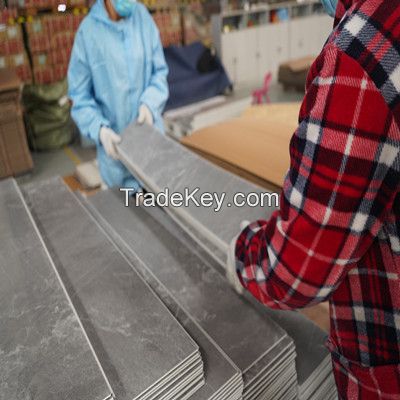 Manufacturer Easily Assembled Luxury SPC Flooring