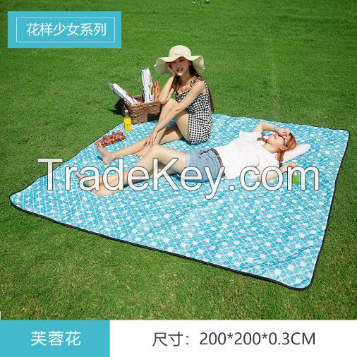 Ultrasonic picnic mat
