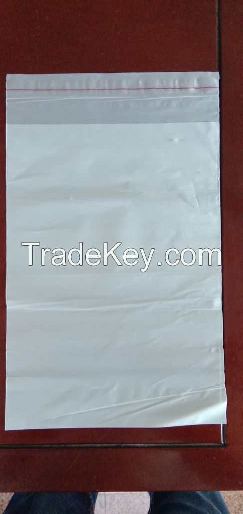 Composting of 100% biodegradable self-styled zipper bag environmental protection material for the PBAT + PLA + cornstarch vest bag even roll of garbage bags as self-adhesive Courier bag valve bag,