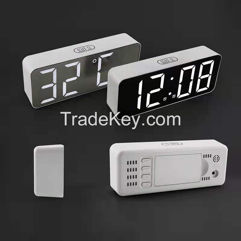 Creative LED electronic clock, a good partner for life and learning