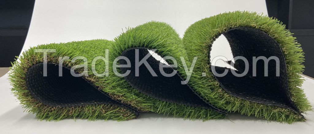 Natural Looking 3/4 Tones CE ROHS Certificiated UV Resistant Landsdcaping Artificial Grass for Garden Yard Decoration