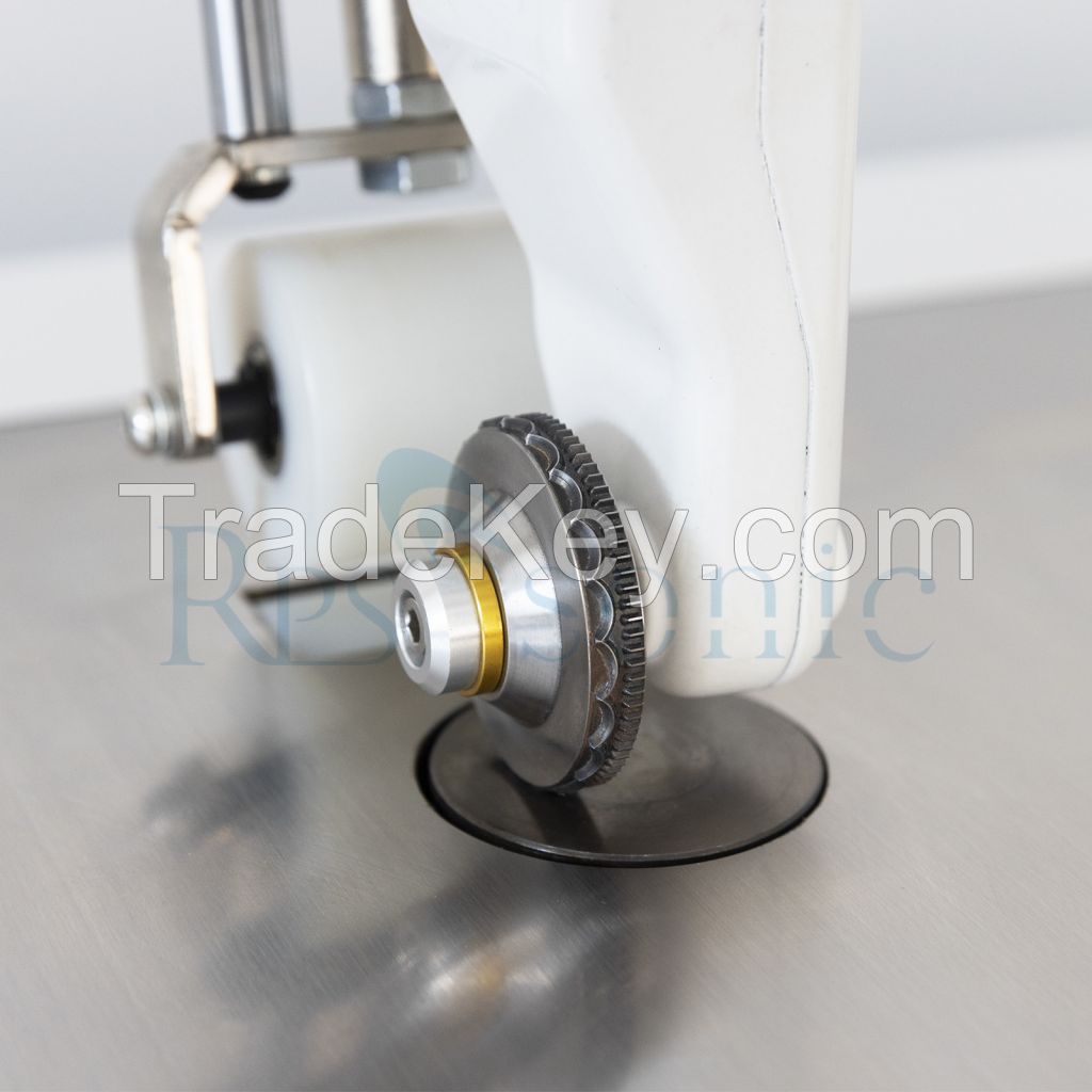 20Khz 1500w Ultrasonic Lace Sewing Machine For Nonwoven Cutting