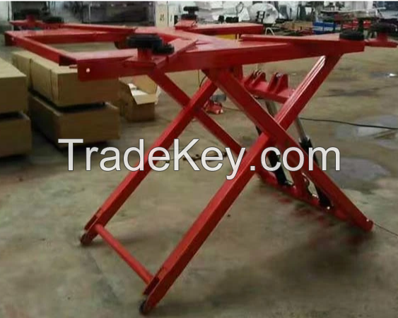 2.7T Small Scissor Car Lift for Car Lifting From China