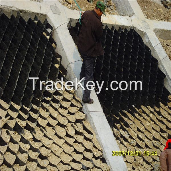 75mm/100mm/150mm/200mm HDPE Geoweb retaining walls by professional factory price
