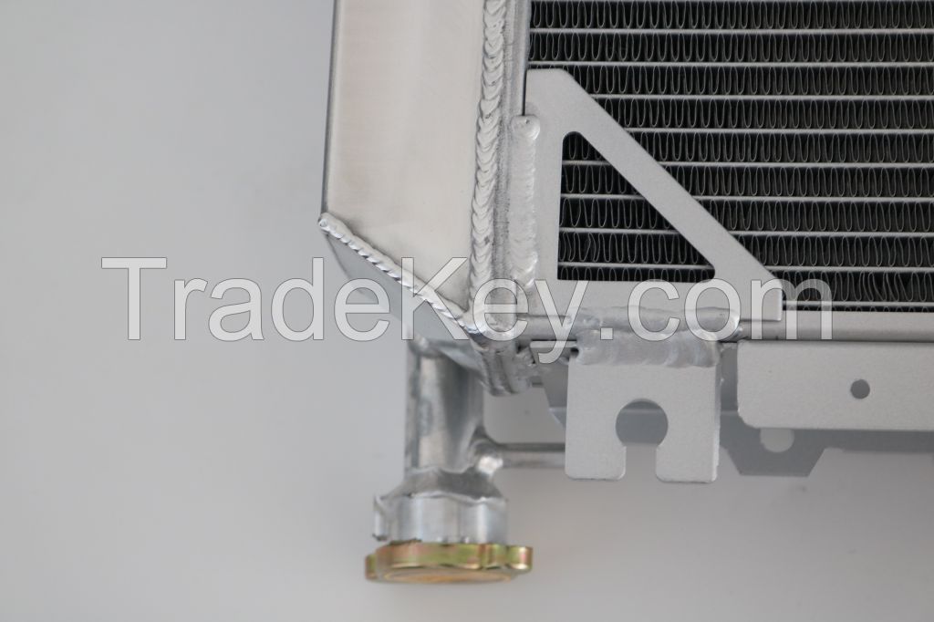 Aluminum radiator for 1988-1997 Nissan Patrol GQ 2.8/4.2 Diesel TD42 3.0L Y60