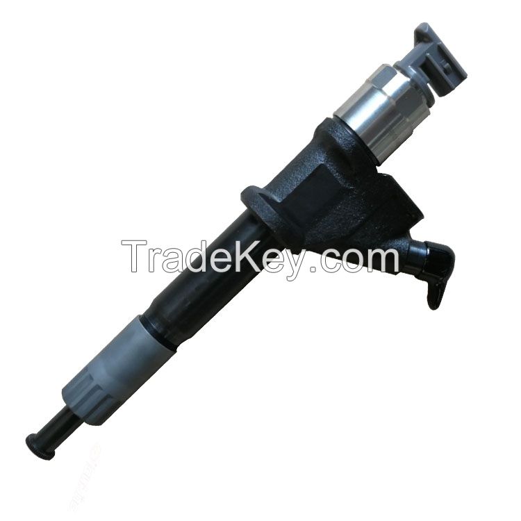 Original diesel engine common rail injector 095000-8100 VG1096080010 is suitable for SINOTRUK HOWO trucks