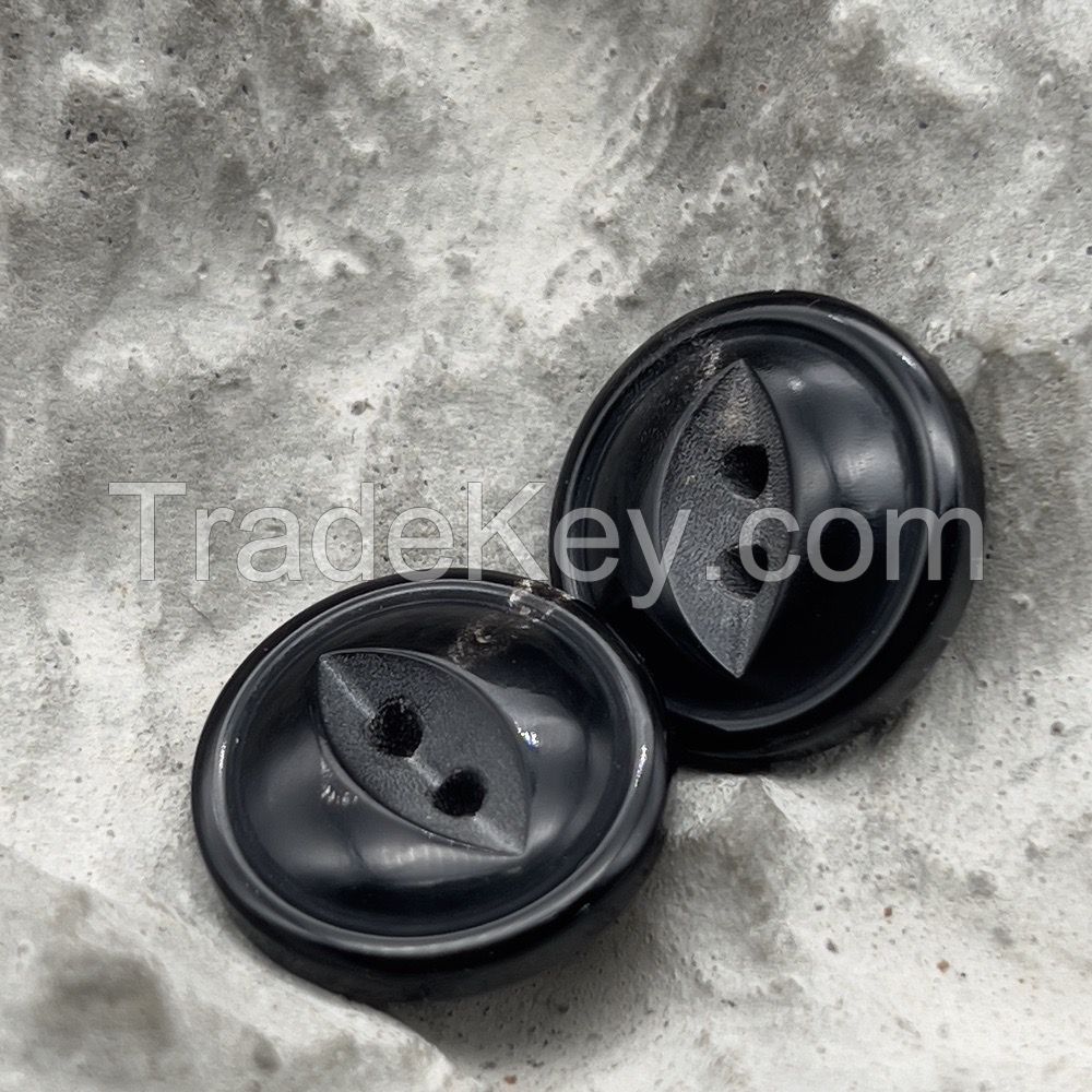 Fish eye natural horn button black and burnt style