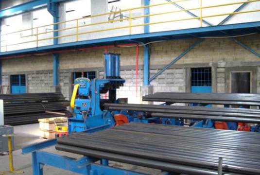 Manual and automatic milling and chamfering machine