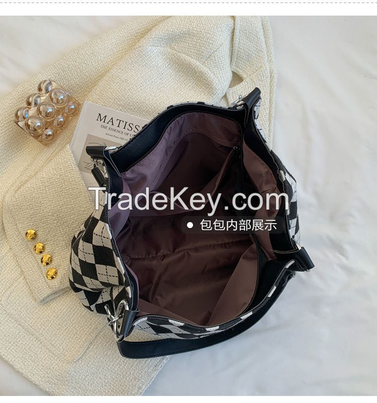 Diamond Pattern Light Weight Fabric Soft Fashion Lady Tote Shoulder Bag