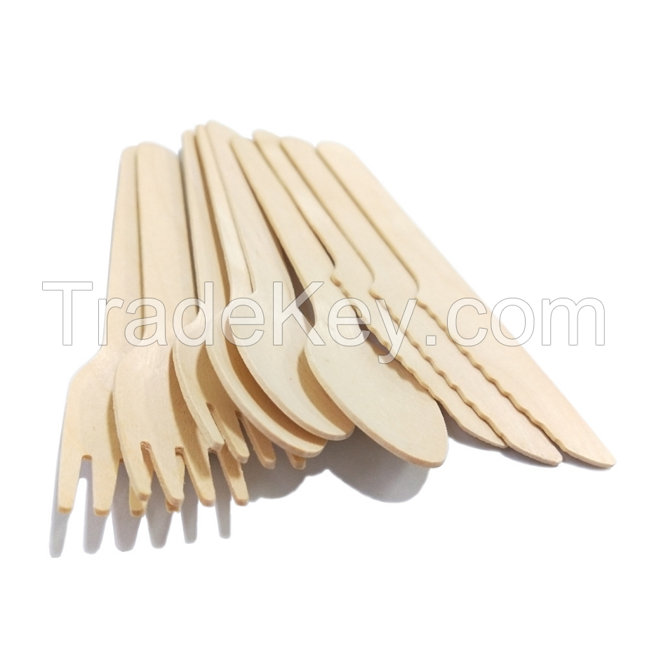 Disposable birch wood utensils