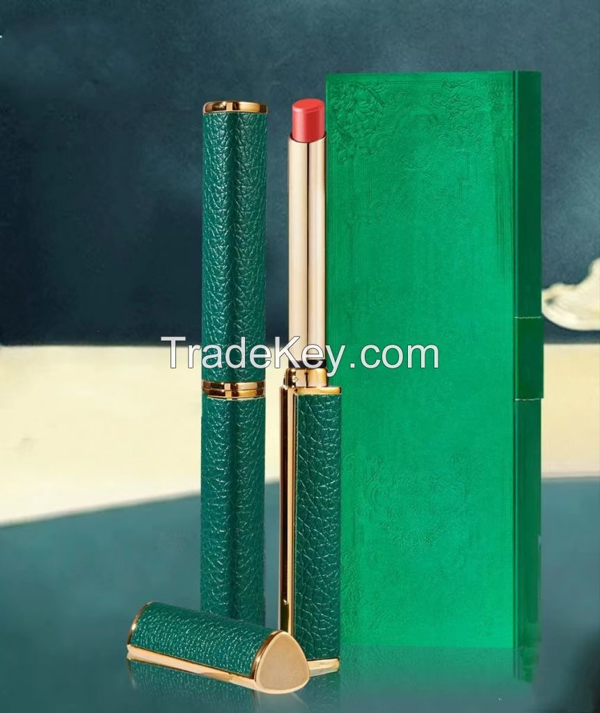Celineling 2022 New vintage textured Green Tube Lipstick matte Velvet non-fading non-sticking cup red makeup