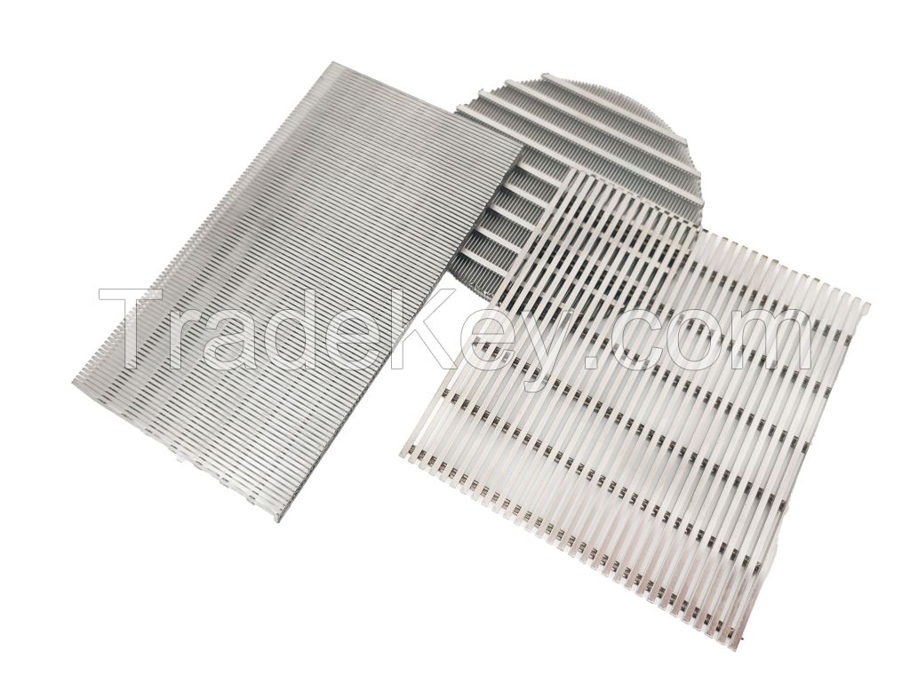 Wedge wire screen panel