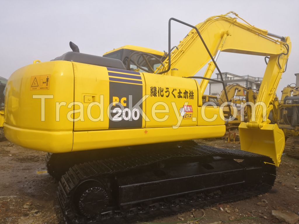 KOMATSU PC200-7 CRAWLER EXCAVATOR IN GOOD CONDITION