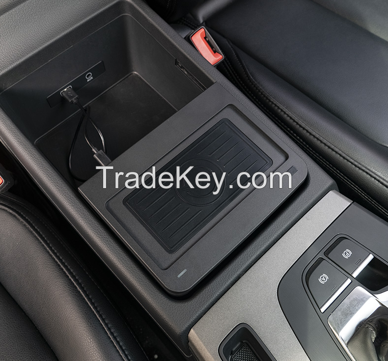 PS-003000125. Audi Q5L SQ5 2017-2022 dedicated multifunctional wireless car charger.