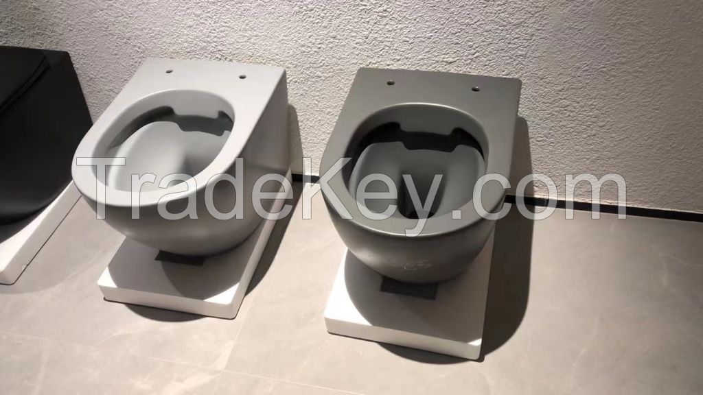 Ceramic Porcelain Wall-hung Toilet seating 