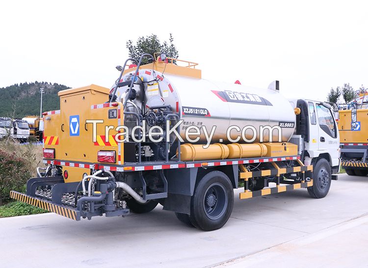 XCMG Road Machine XZJ5160GLQ Intelligent Asphalt Distributor Truck for Sale