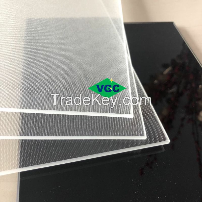 VGC 95% Transmittance PV Modules AR Coating Solar Glass 3.2MM Low Iron Patterned Glass