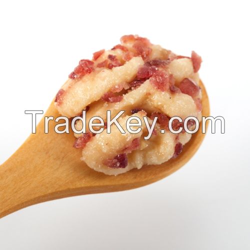 Cranberry flavored peeled walnut kernels for casual snacking
