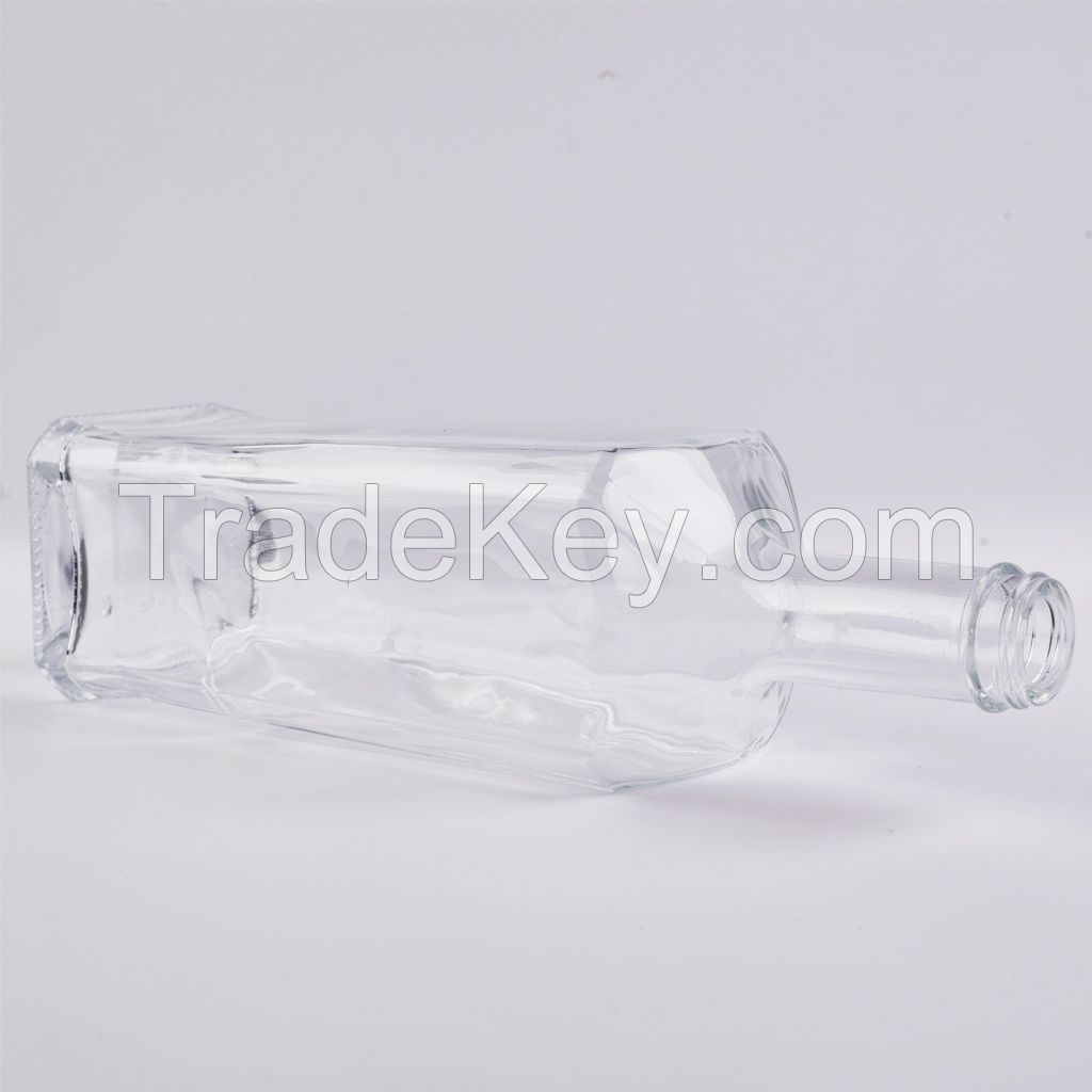 High Quality Wholesale Glass Wine Bottle Vodka Whiskey Spirit Bottle