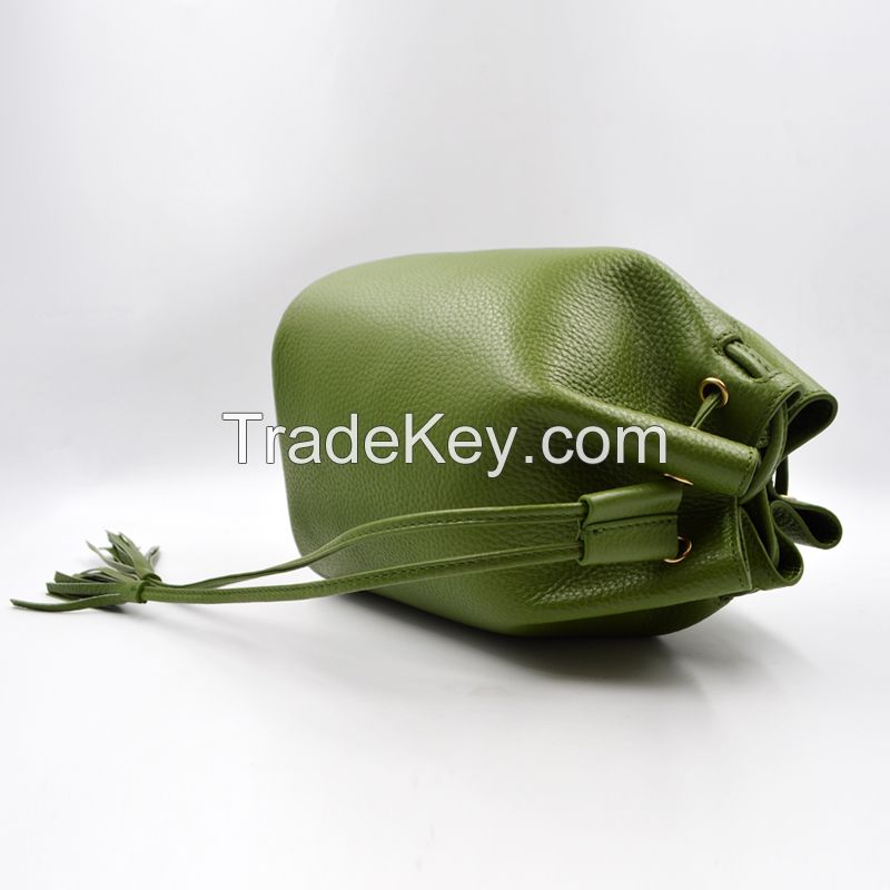 Leather bucket bag for woman