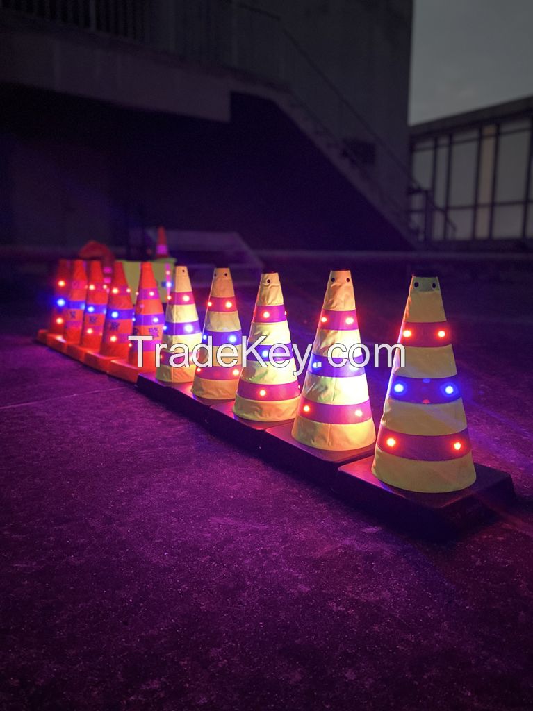 Road safety led flash traffic cone Collapsible Road Work Reflective Cones Traffic Safety Cones 41 70CM Orange LED Color Weight Material Origin Place Model