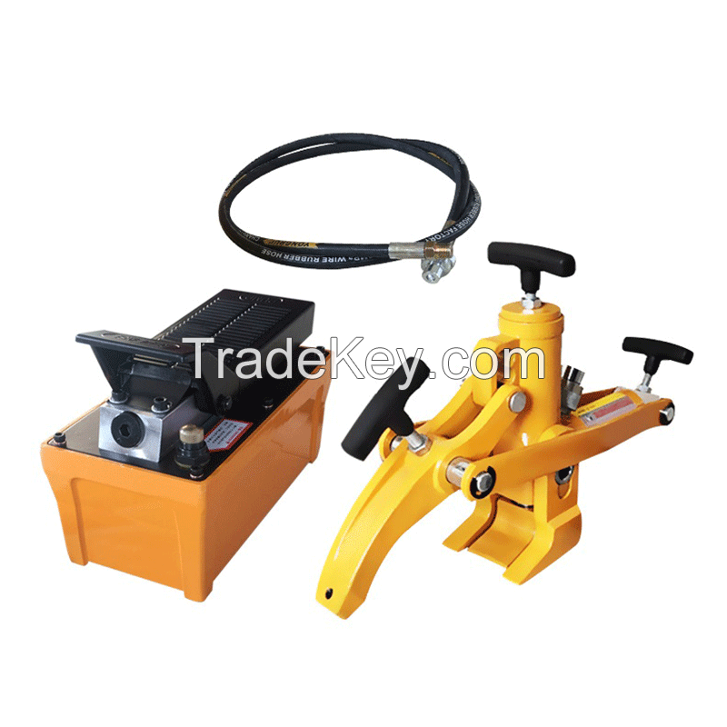Forklift tire press tire removal tool (portable)