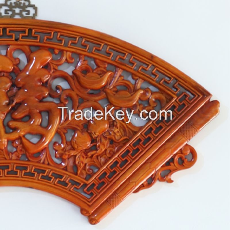 Customizable new Chinese wood carving pendant fan-shaped wall decoration wood carving painting camphor wood carving crafts background wall hanging wall