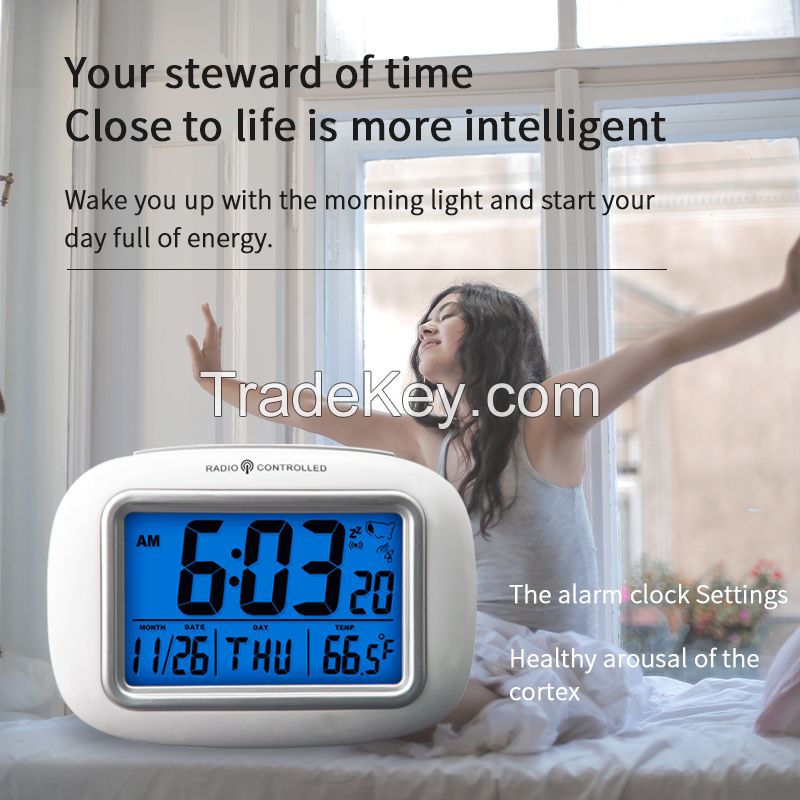 (6637)Electronic alarm clock